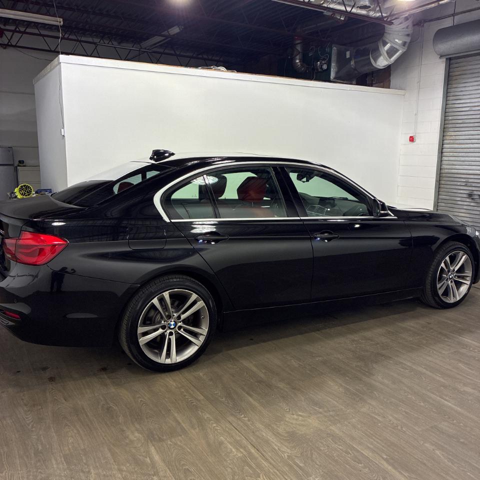 BMW 3-Series 330i xDrive SULEV Sedan 2017