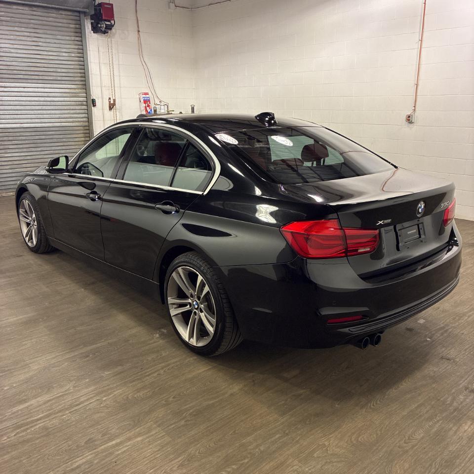 BMW 3-Series 330i xDrive SULEV Sedan 2017