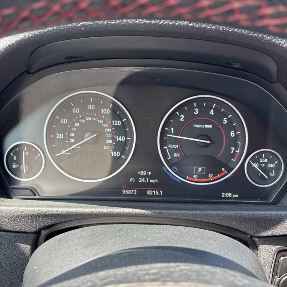 BMW 3-Series 330i xDrive SULEV Sedan 2017