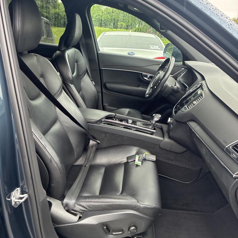 Volvo XC90 T6 Momentum AWD 2020