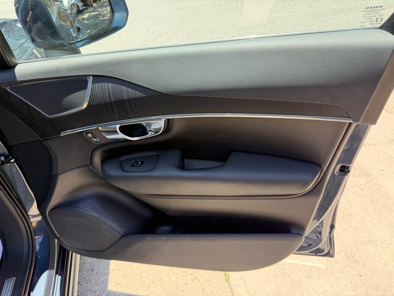 Volvo XC90 T6 Momentum AWD 2020