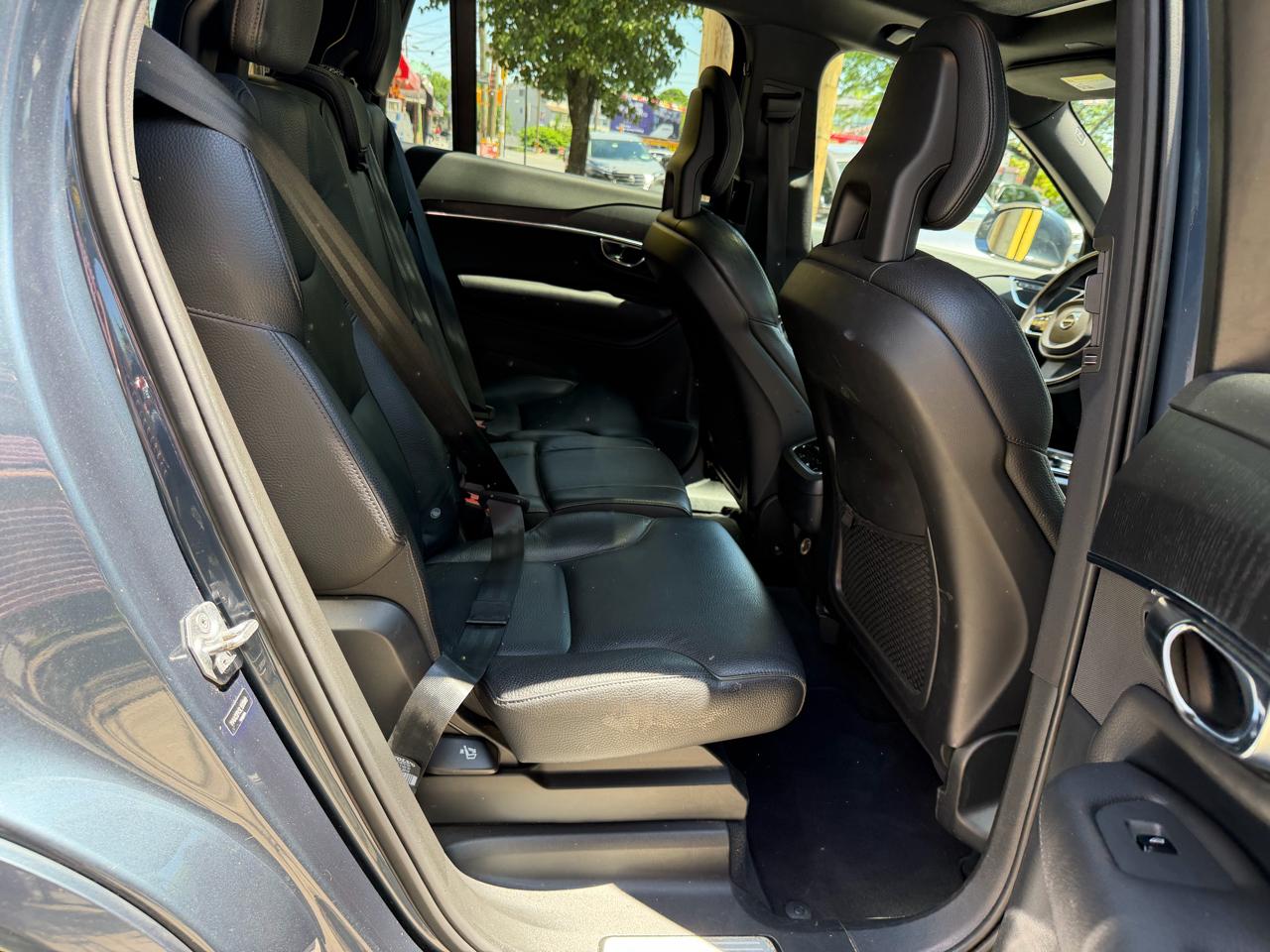 Volvo XC90 T6 Momentum AWD 2020