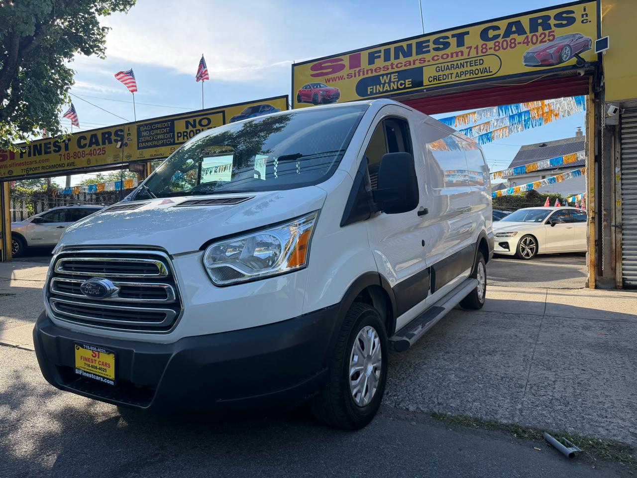Ford Transit 250 Van Low Roof 60/40 Pass.130-in. WB 2018