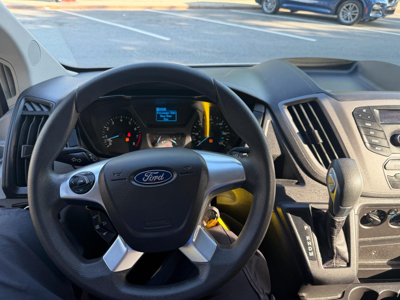 Ford Transit 250 Van Low Roof 60/40 Pass.130-in. WB 2018