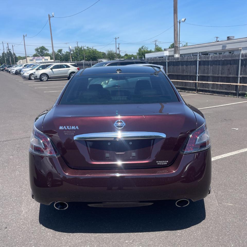 Nissan Maxima SV 2014