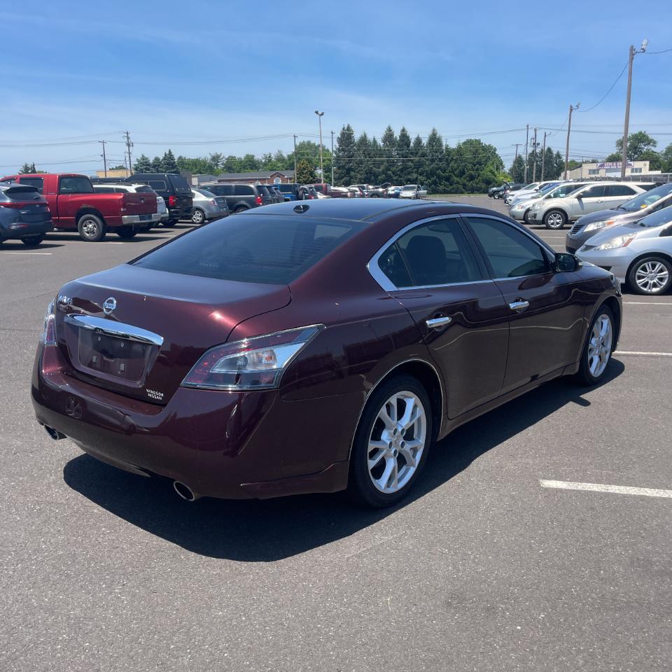 Nissan Maxima SV 2014