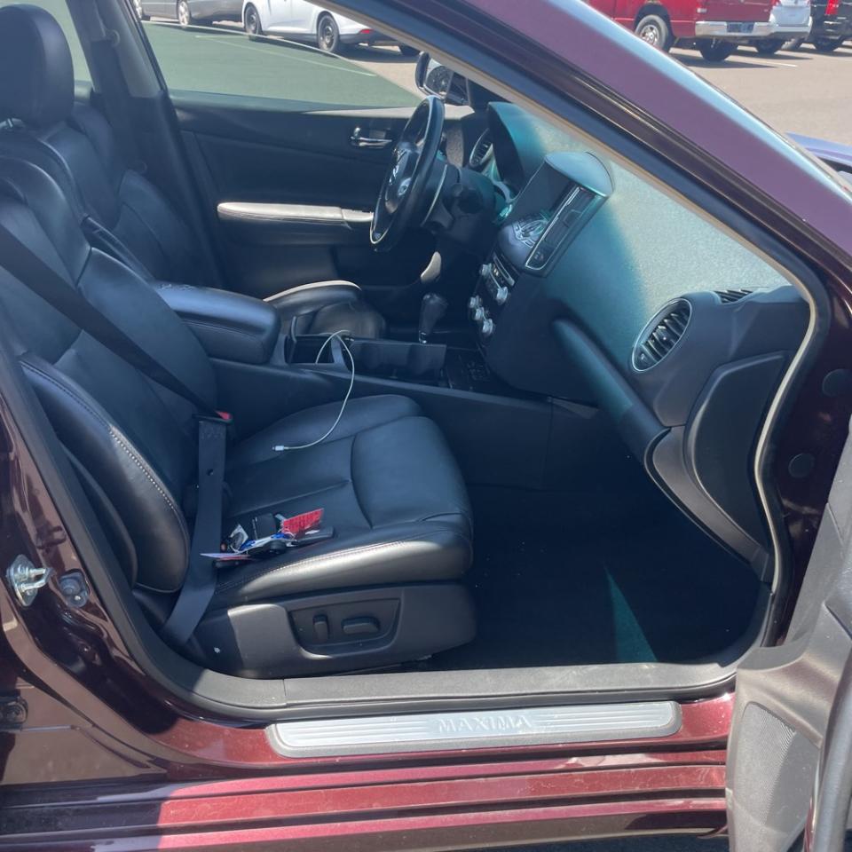 Nissan Maxima SV 2014