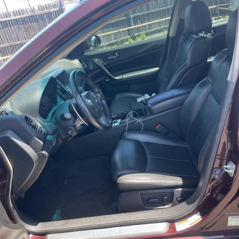 Nissan Maxima SV 2014