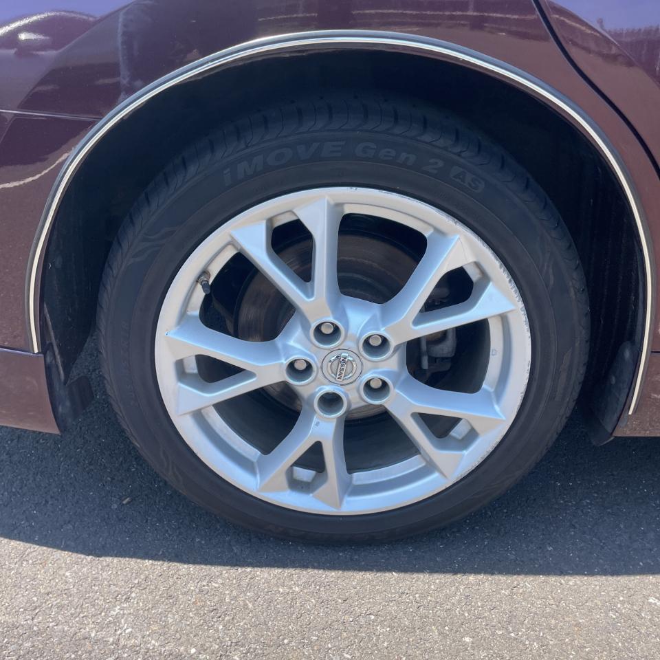 Nissan Maxima SV 2014