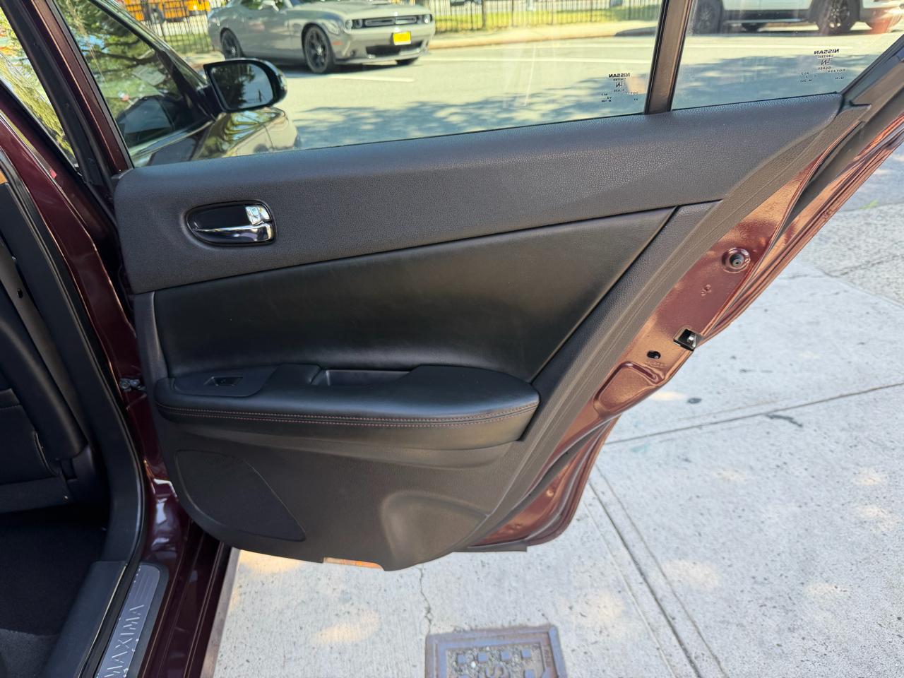 Nissan Maxima SV 2014