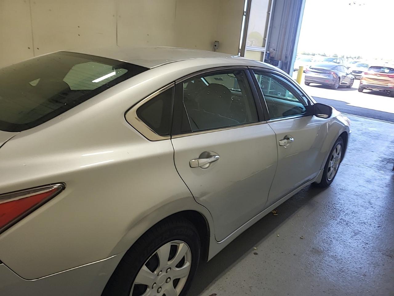 Nissan Altima 2.5 SV 2015