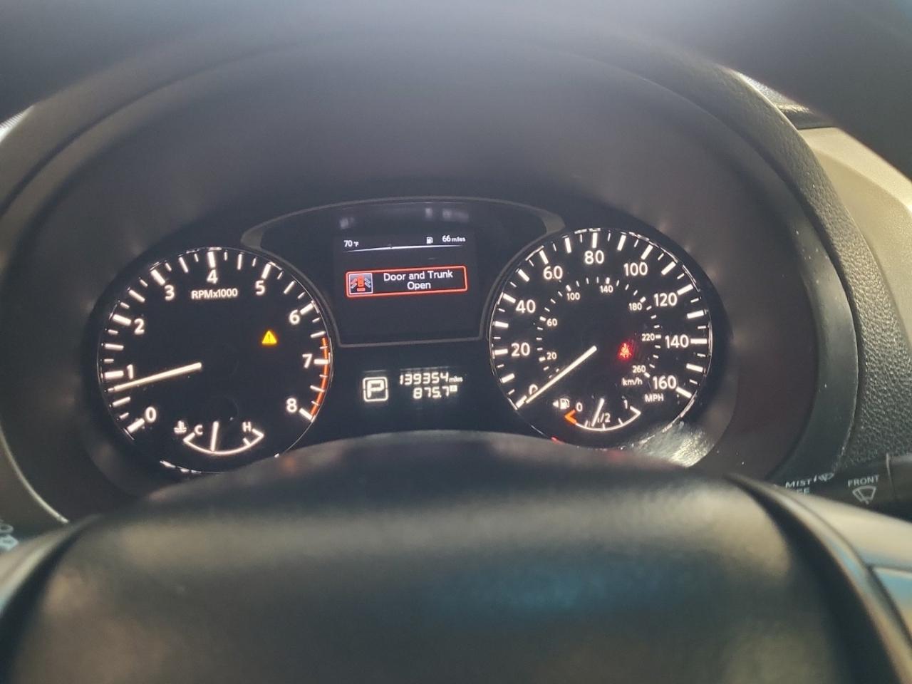 Nissan Altima 2.5 SV 2015