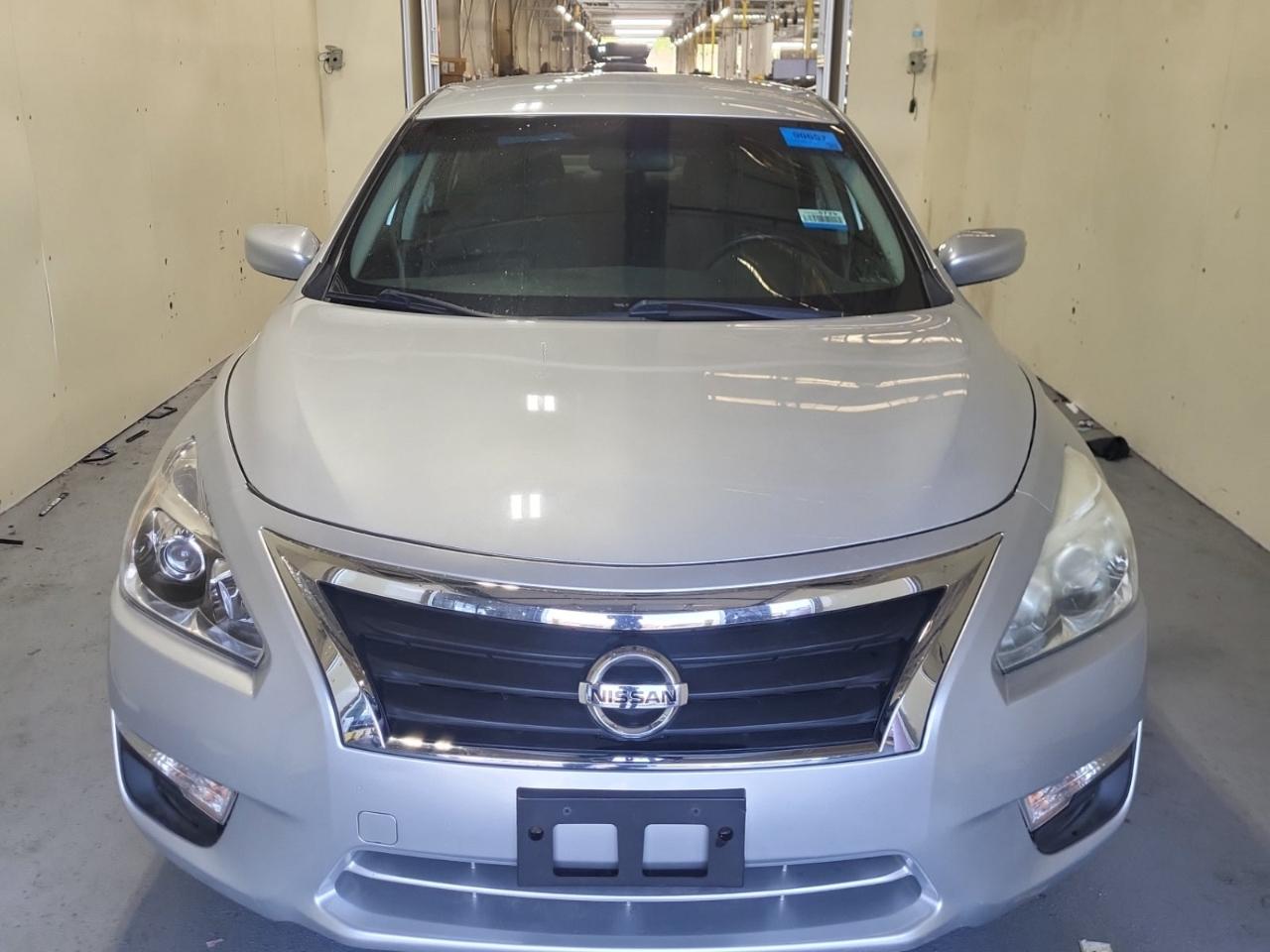 Nissan Altima 2.5 SV 2015