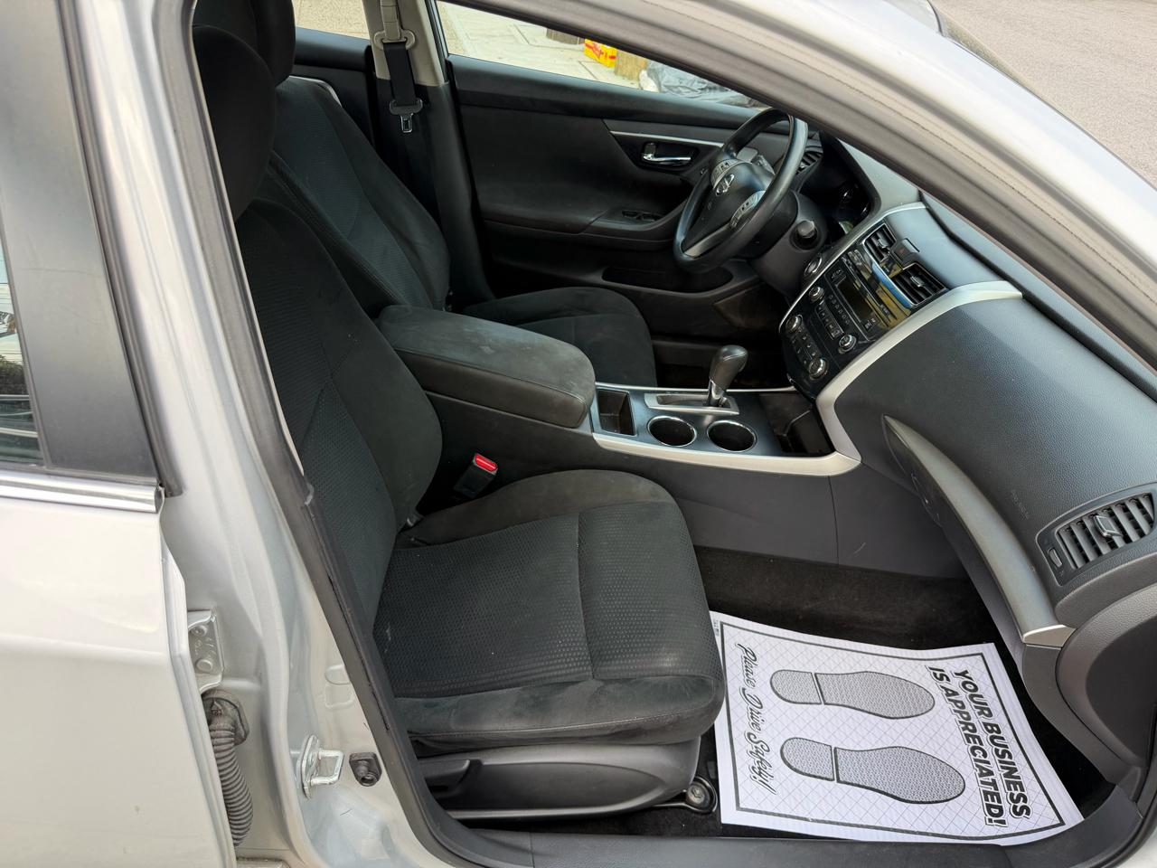 Nissan Altima 2.5 SV 2015