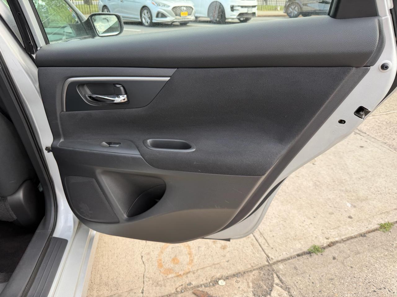 Nissan Altima 2.5 SV 2015