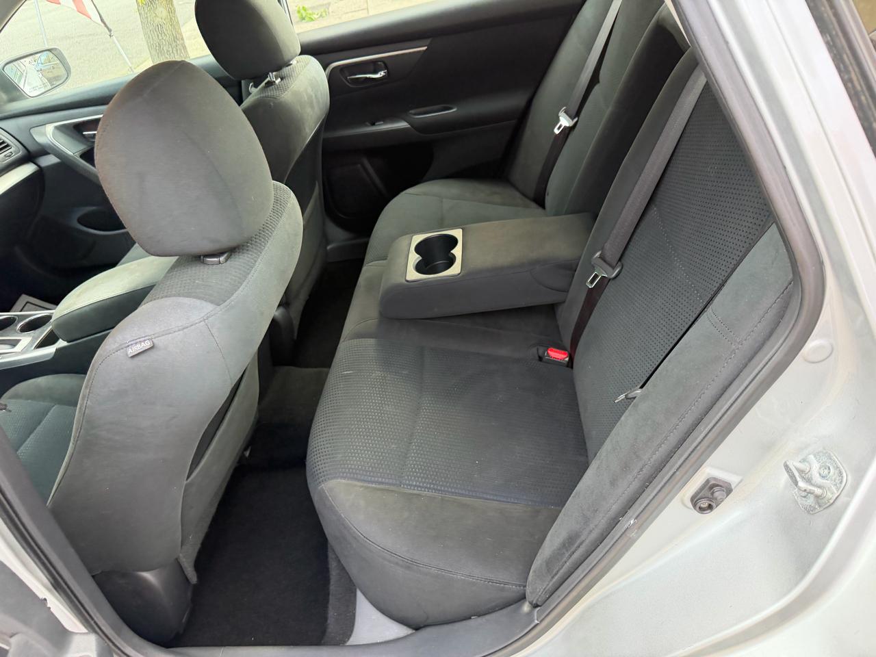 Nissan Altima 2.5 SV 2015