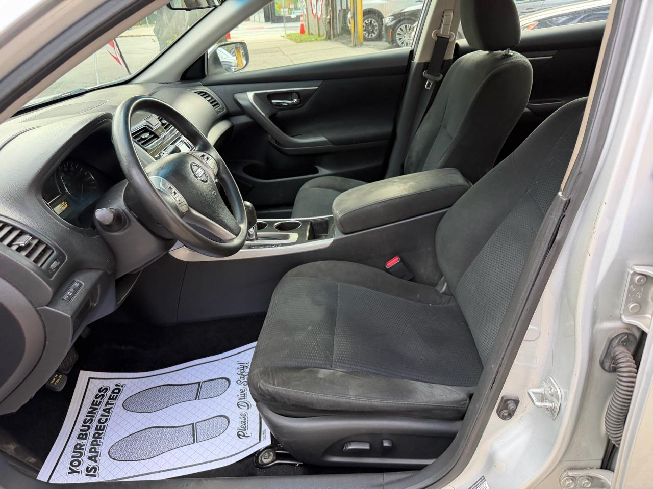Nissan Altima 2.5 SV 2015