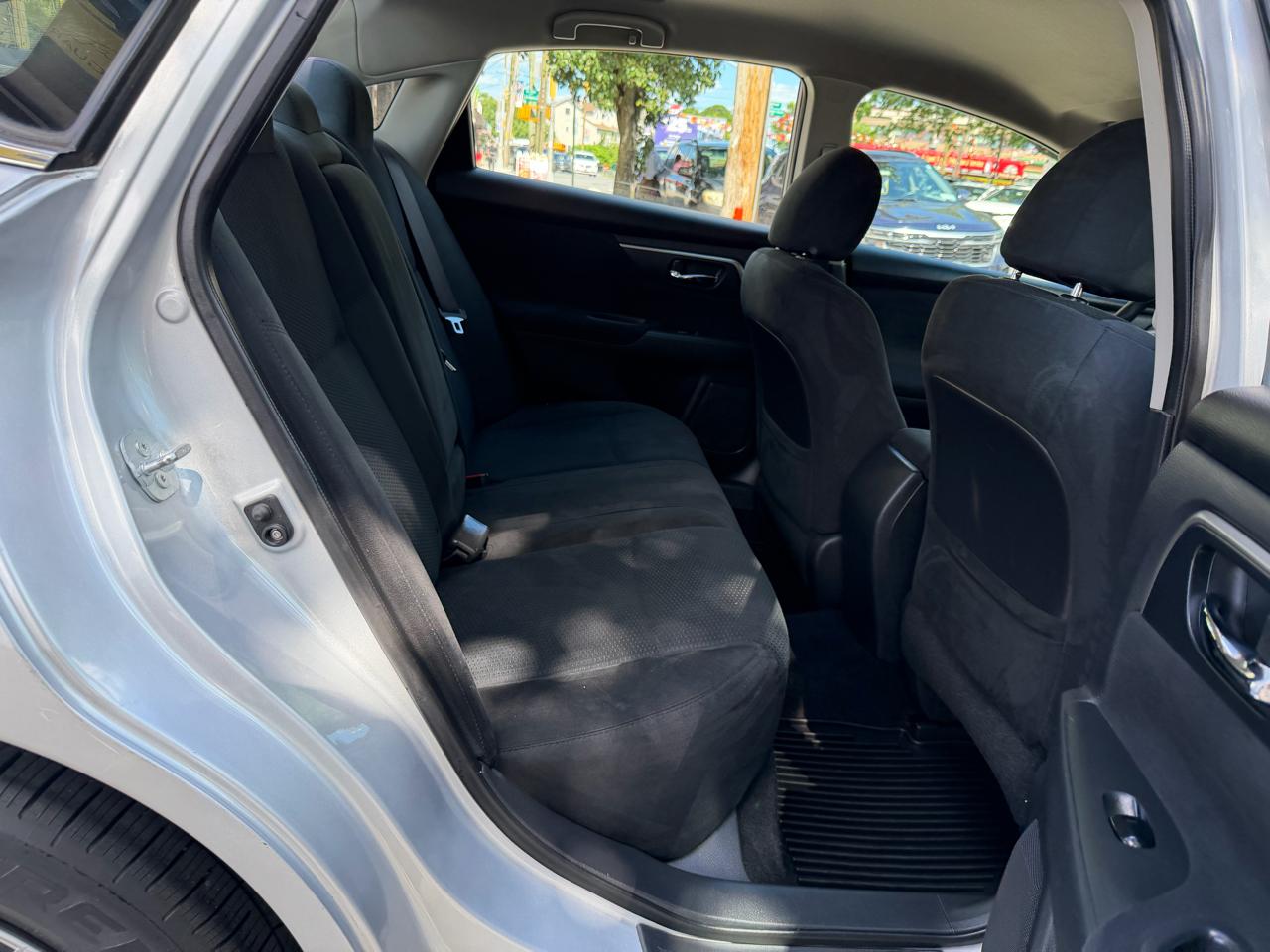Nissan Altima 2.5 SV 2015