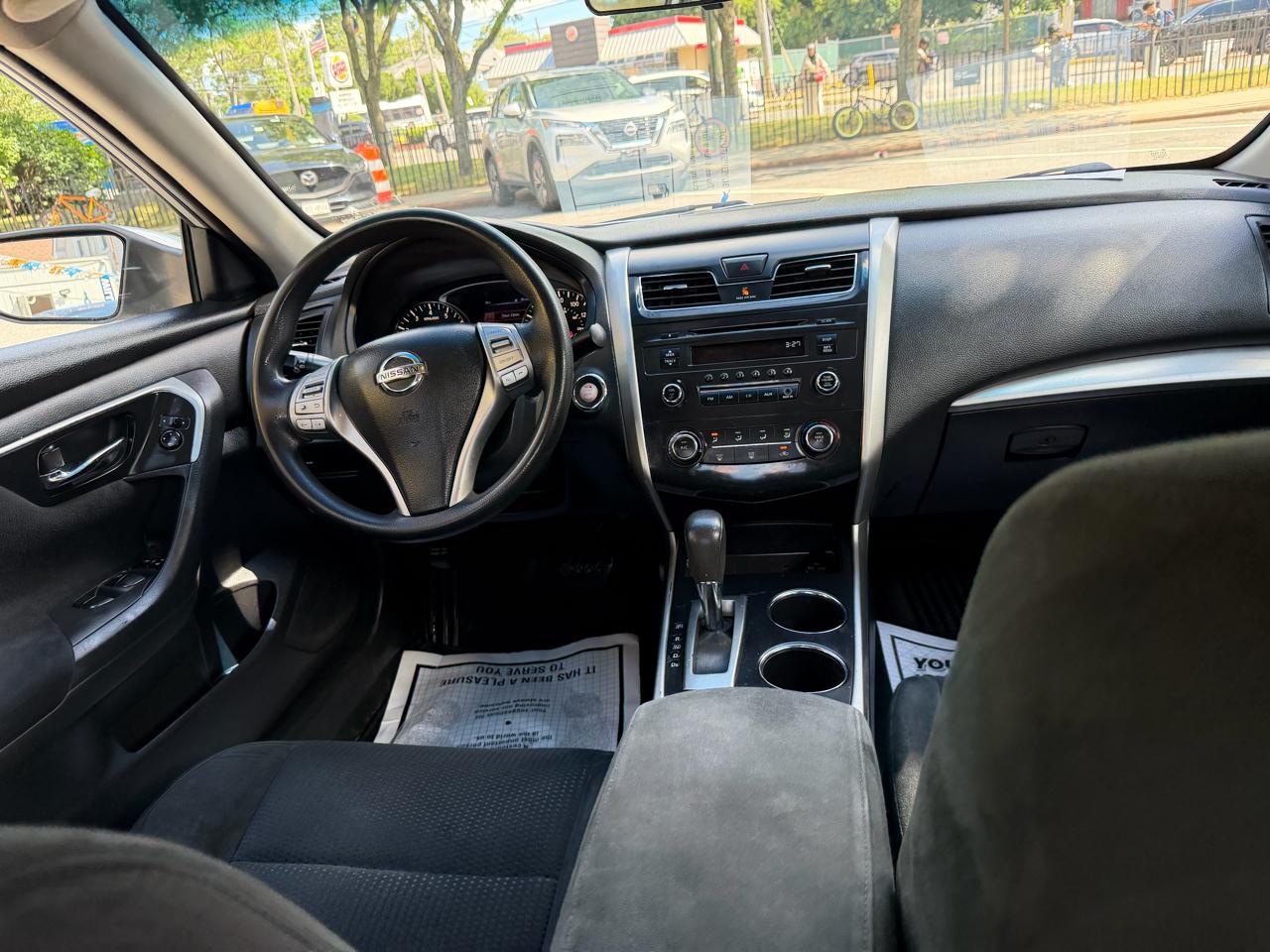 Nissan Altima 2.5 SV 2015