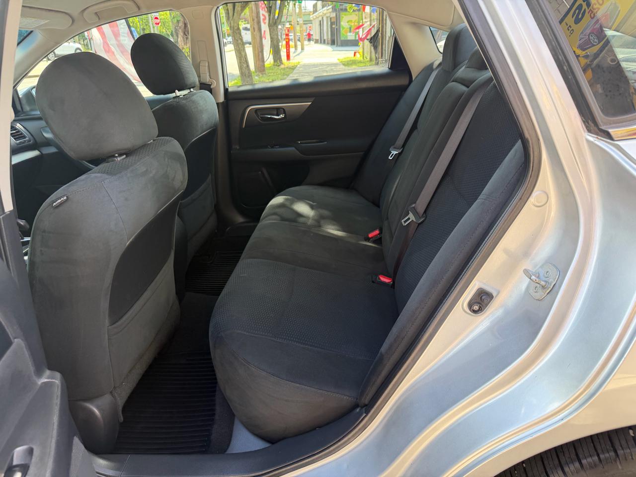 Nissan Altima 2.5 SV 2015