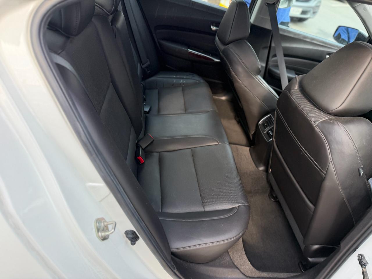 Acura TLX 9-Spd AT w/Technology Package 2017