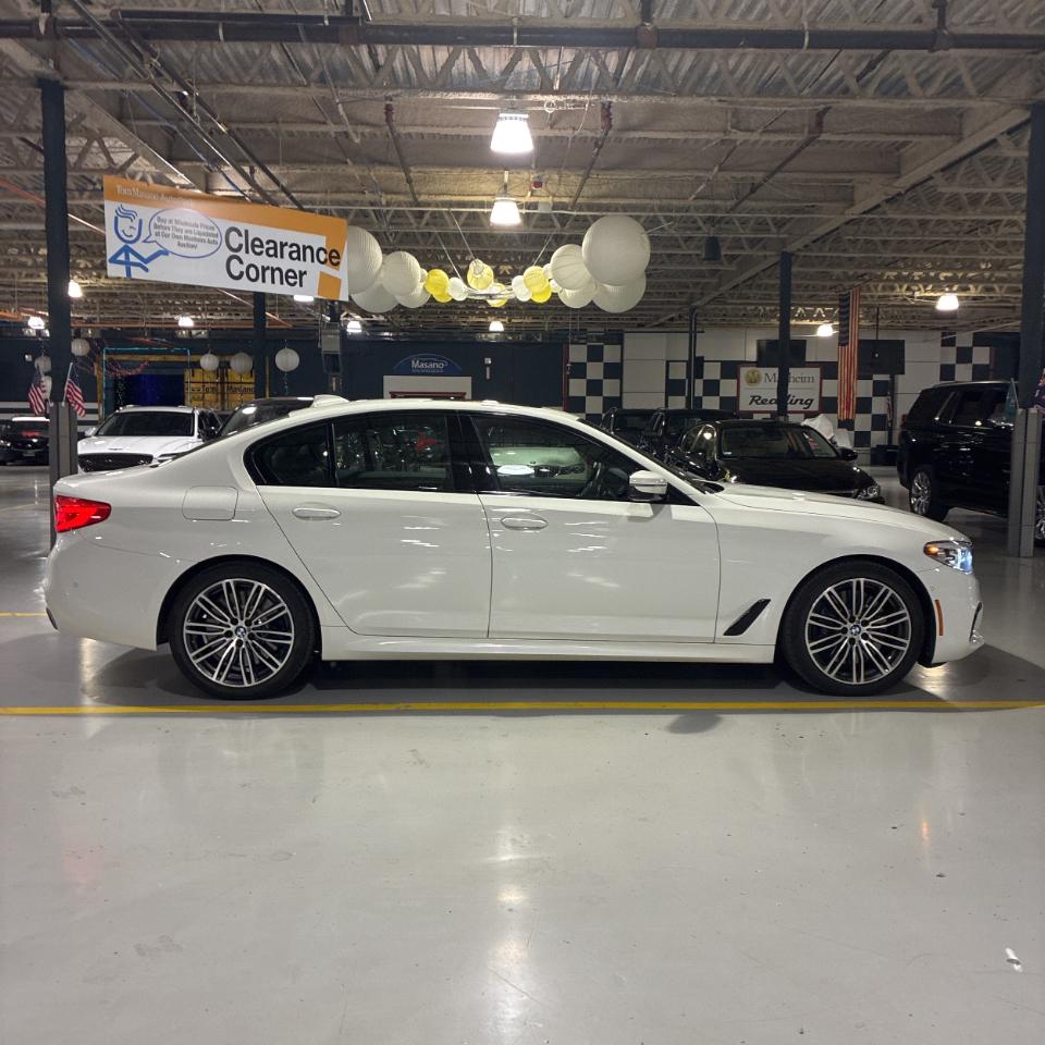 BMW 5-Series 540xi 4D Sedan 2020