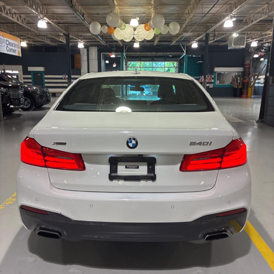 BMW 5-Series 540xi 4D Sedan 2020