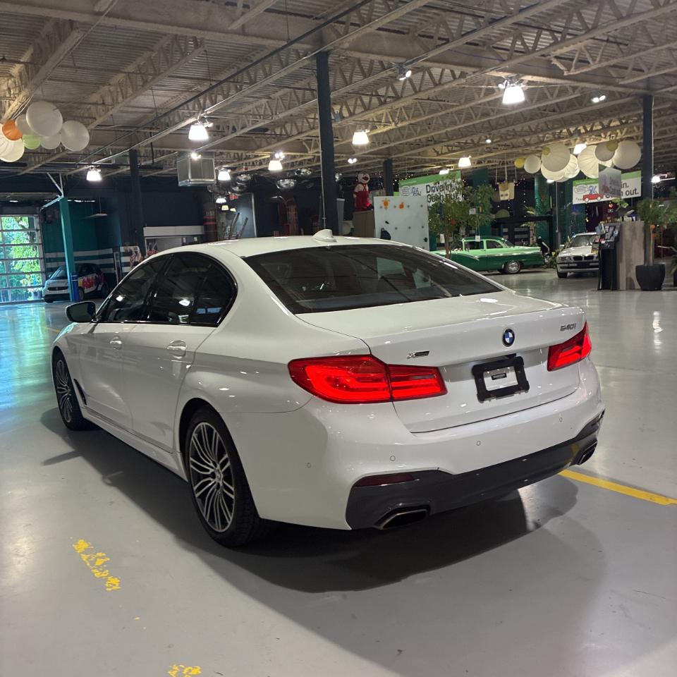 BMW 5-Series 540xi 4D Sedan 2020