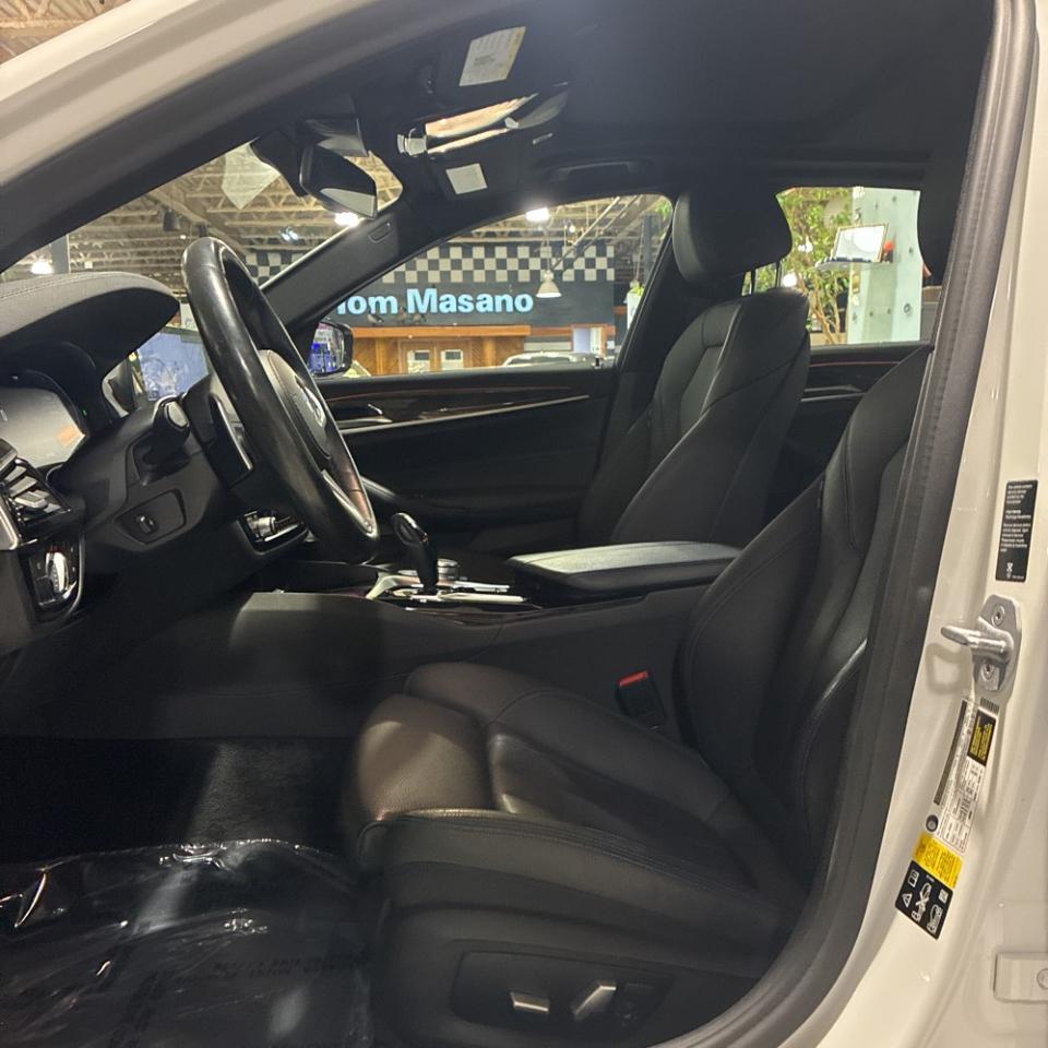 BMW 5-Series 540xi 4D Sedan 2020