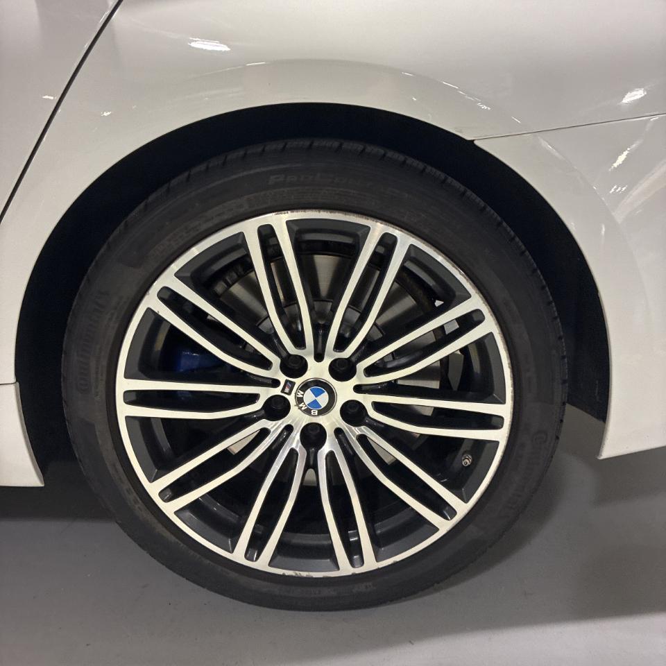 BMW 5-Series 540xi 4D Sedan 2020