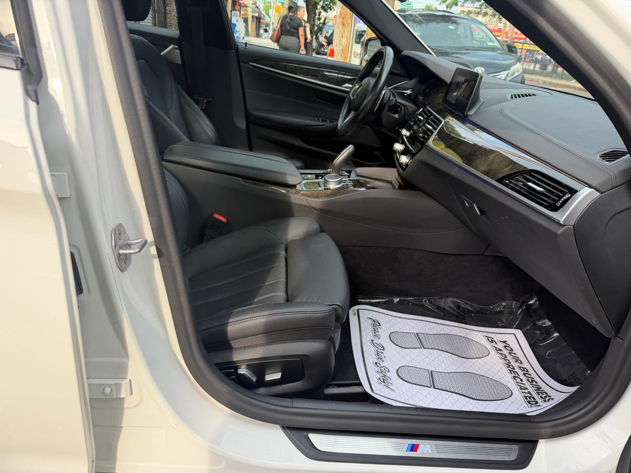 BMW 5-Series 540xi 4D Sedan 2020