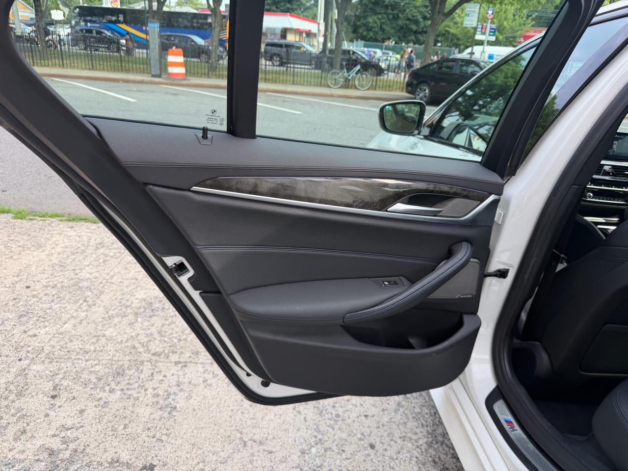 BMW 5-Series 540xi 4D Sedan 2020