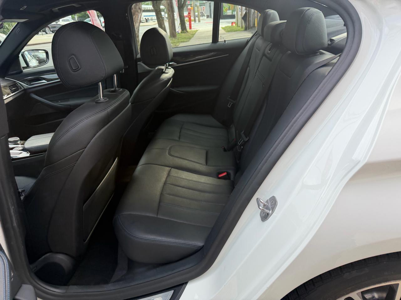 BMW 5-Series 540xi 4D Sedan 2020