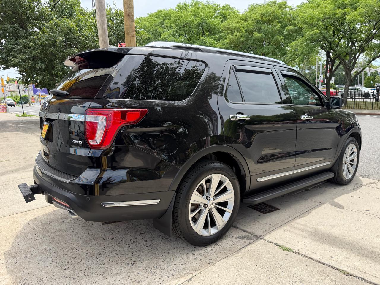 Ford Explorer Limited 4WD 2019