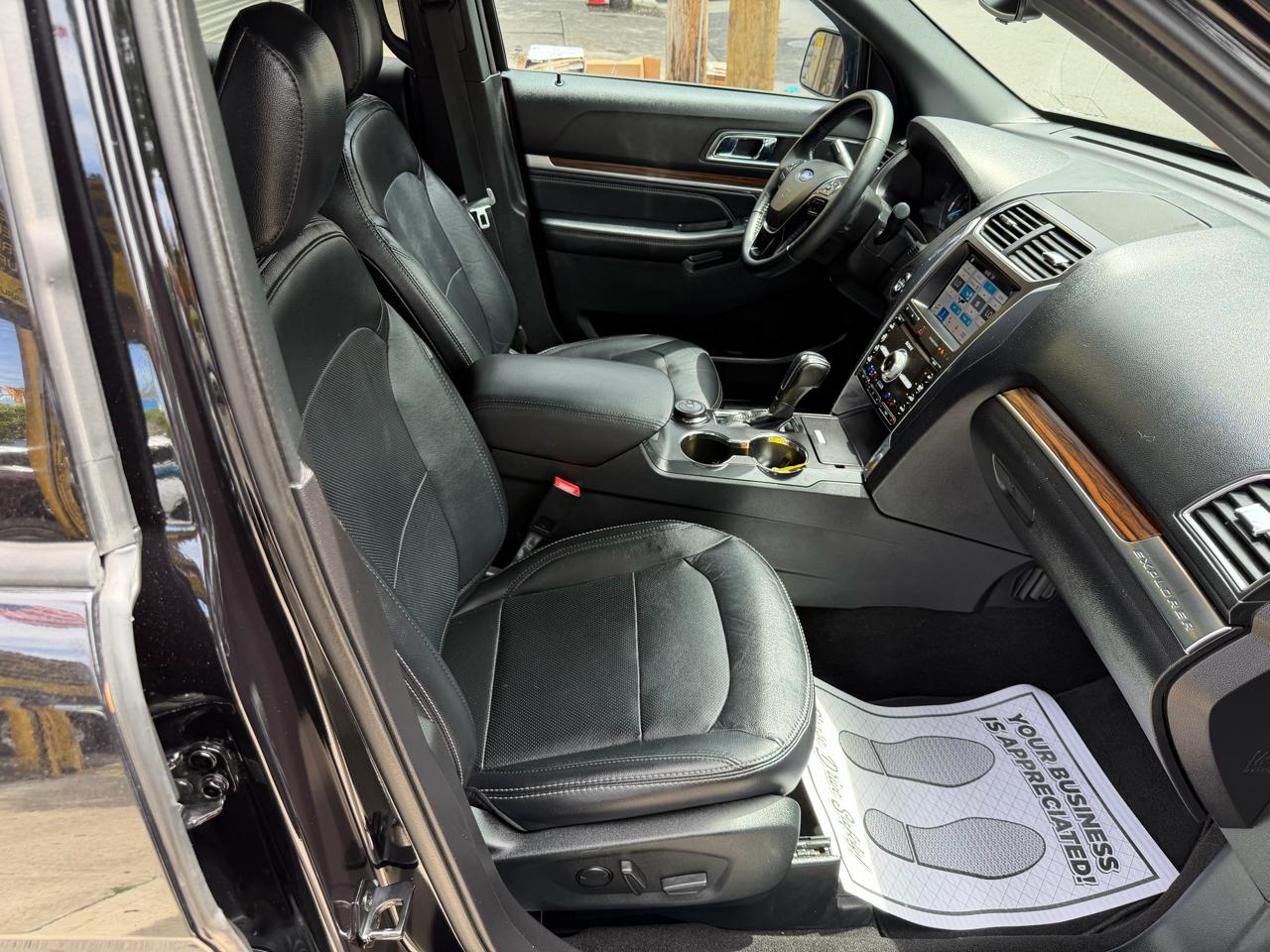 Ford Explorer Limited 4WD 2019