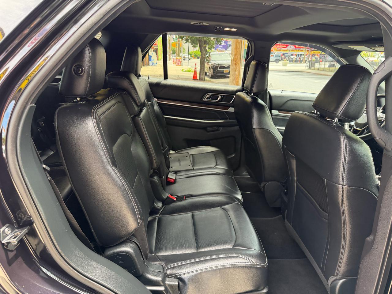 Ford Explorer Limited 4WD 2019