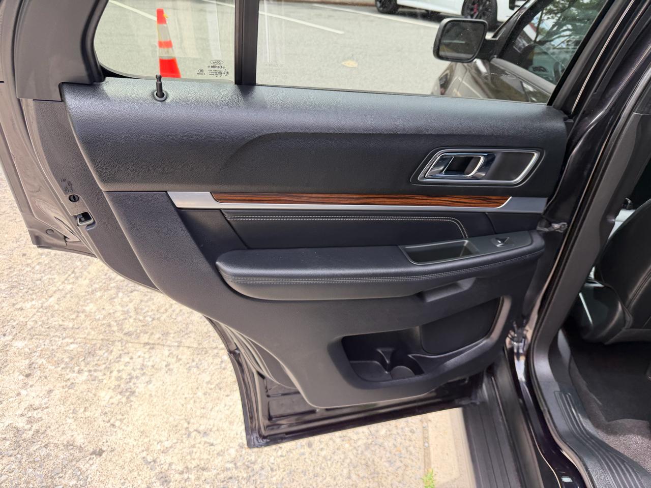 Ford Explorer Limited 4WD 2019