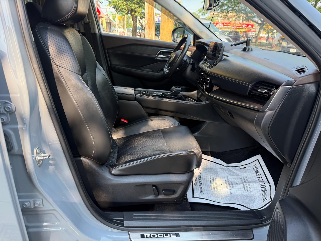 Nissan Rogue Platinum AWD 2023