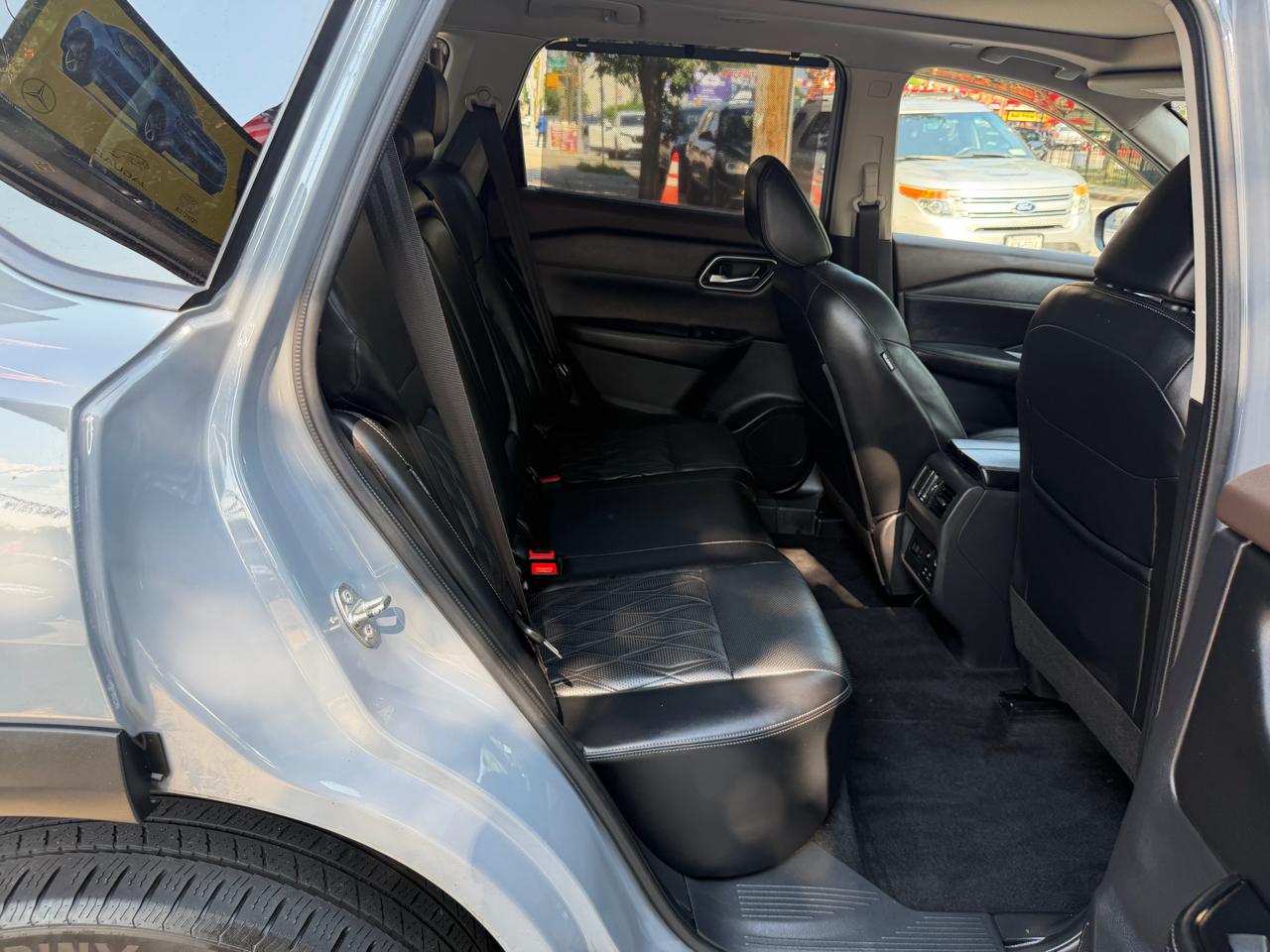 Nissan Rogue Platinum AWD 2023