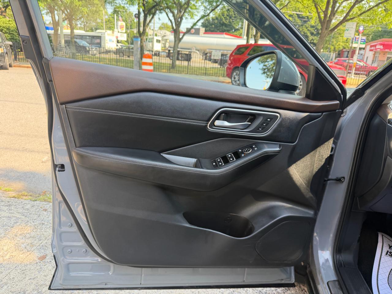 Nissan Rogue Platinum AWD 2023