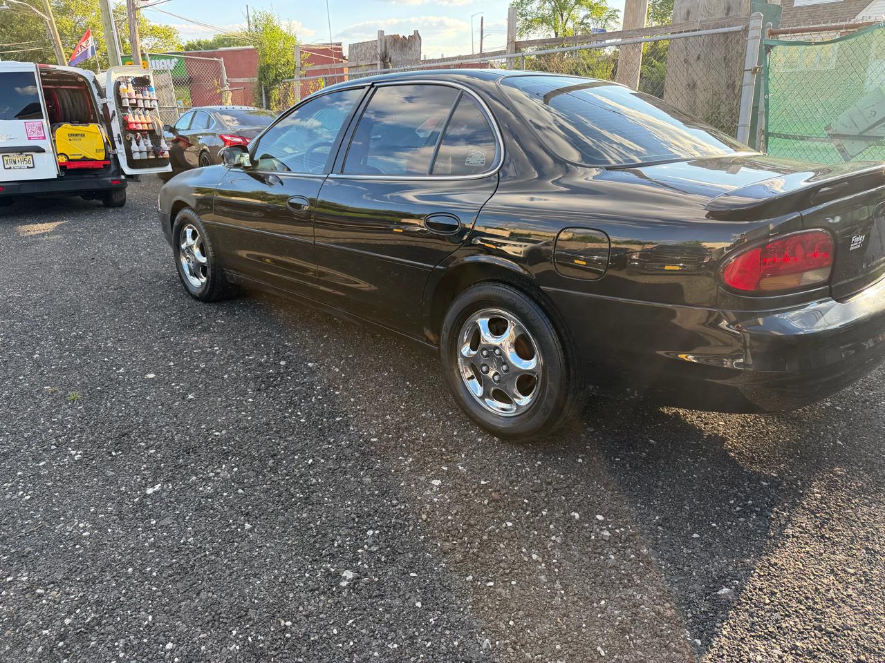 Oldsmobile Intrigue GL 1998