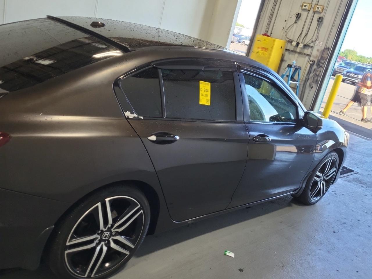 Honda Accord EX-L Sedan CVT 2016