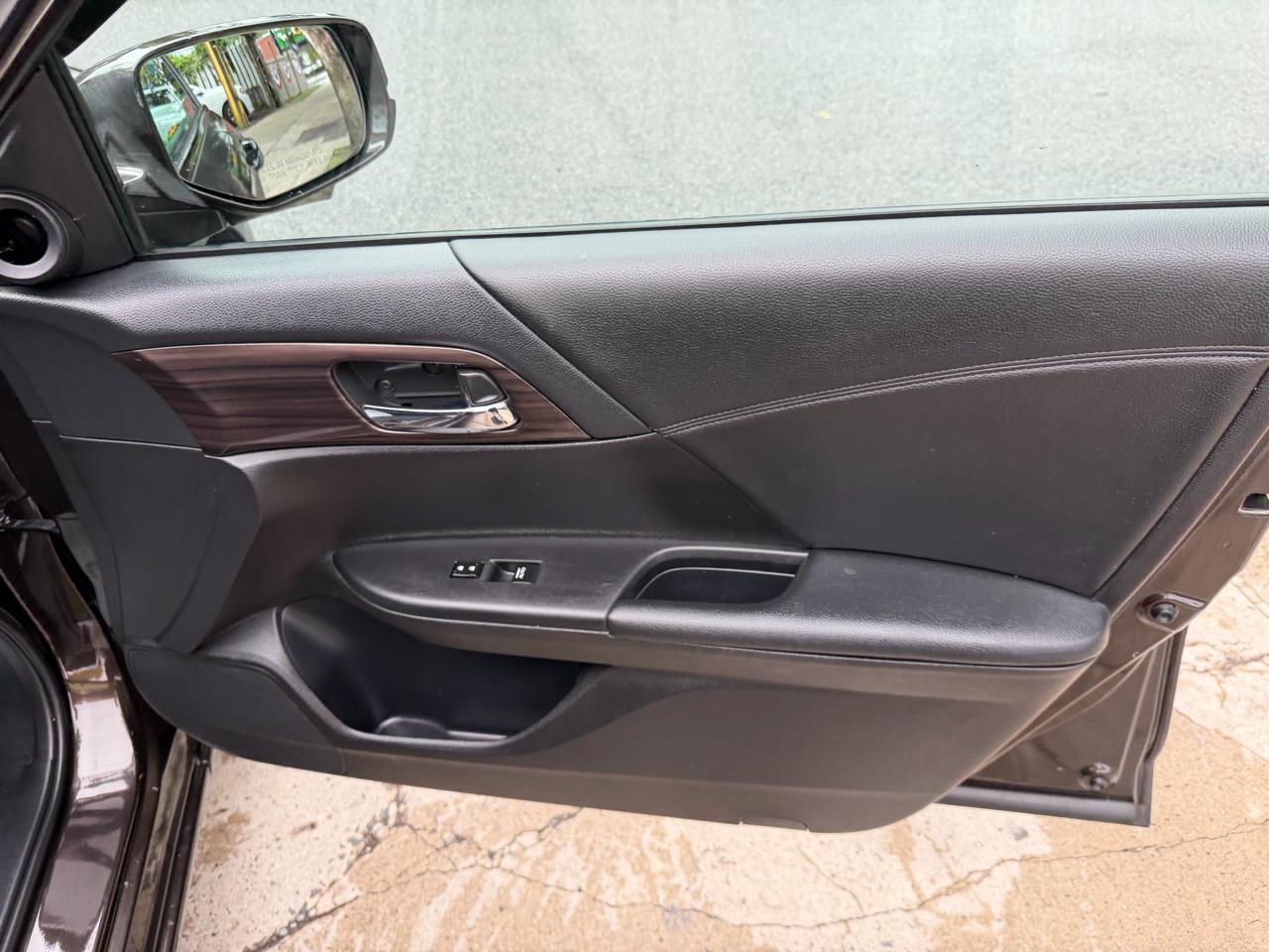 Honda Accord EX-L Sedan CVT 2016