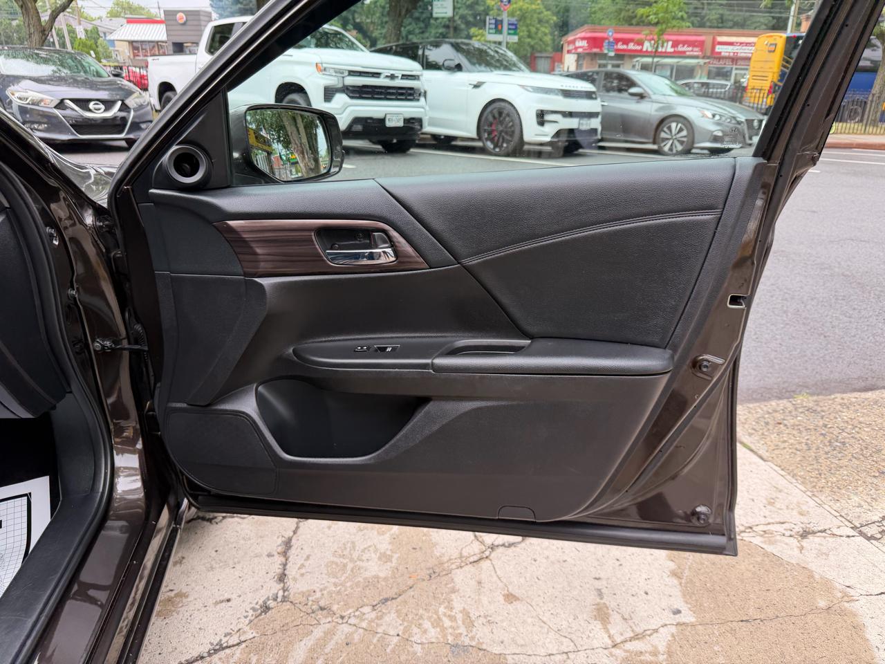 Honda Accord EX-L Sedan CVT 2016