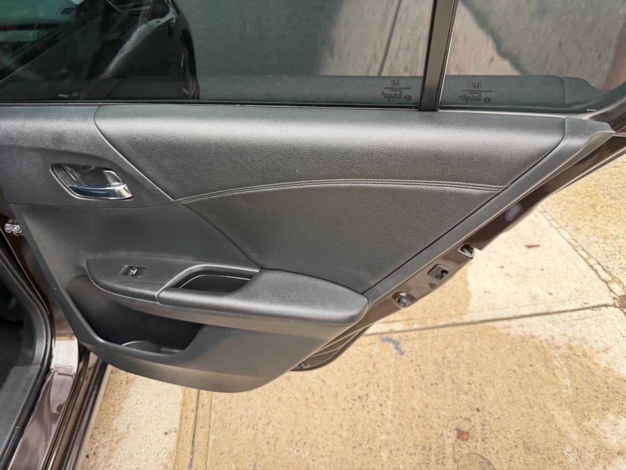 Honda Accord EX-L Sedan CVT 2016