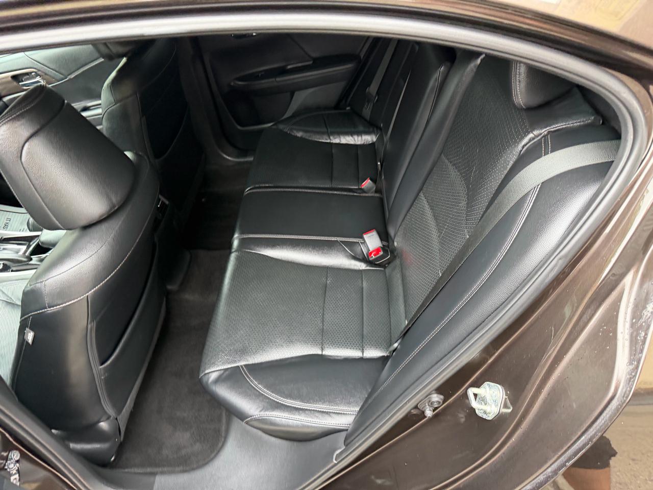 Honda Accord EX-L Sedan CVT 2016