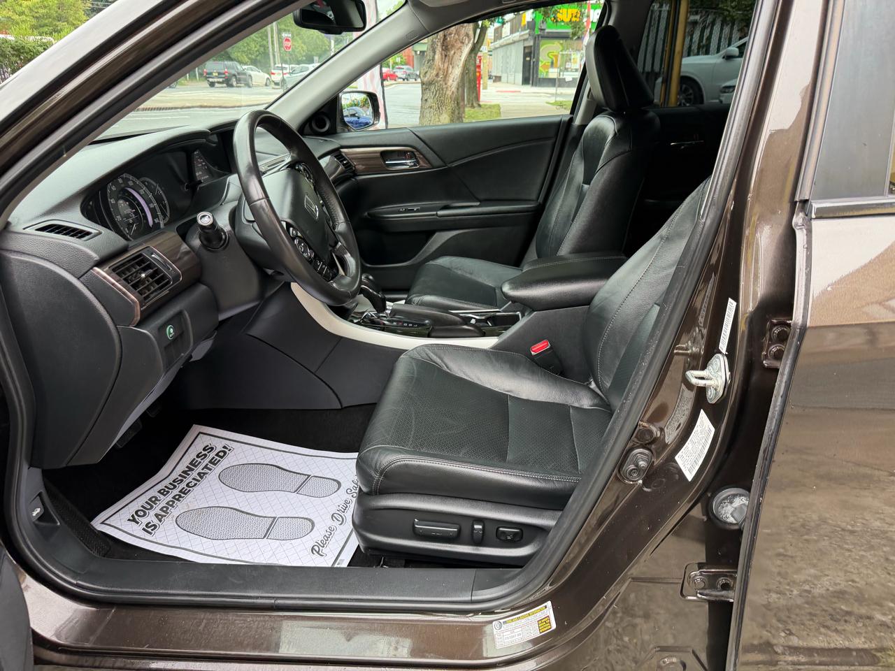 Honda Accord EX-L Sedan CVT 2016