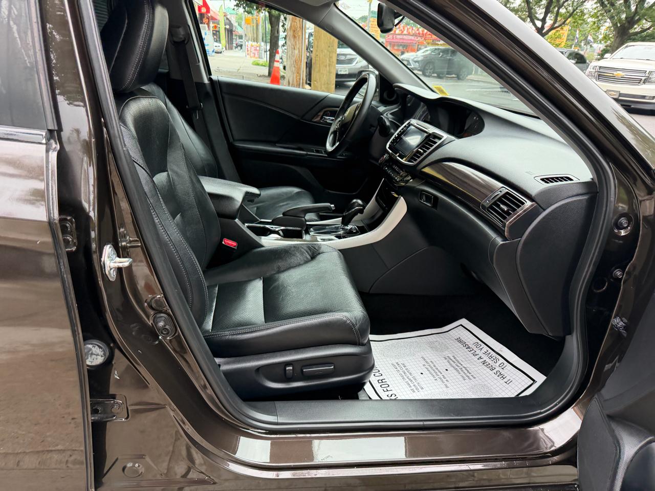 Honda Accord EX-L Sedan CVT 2016
