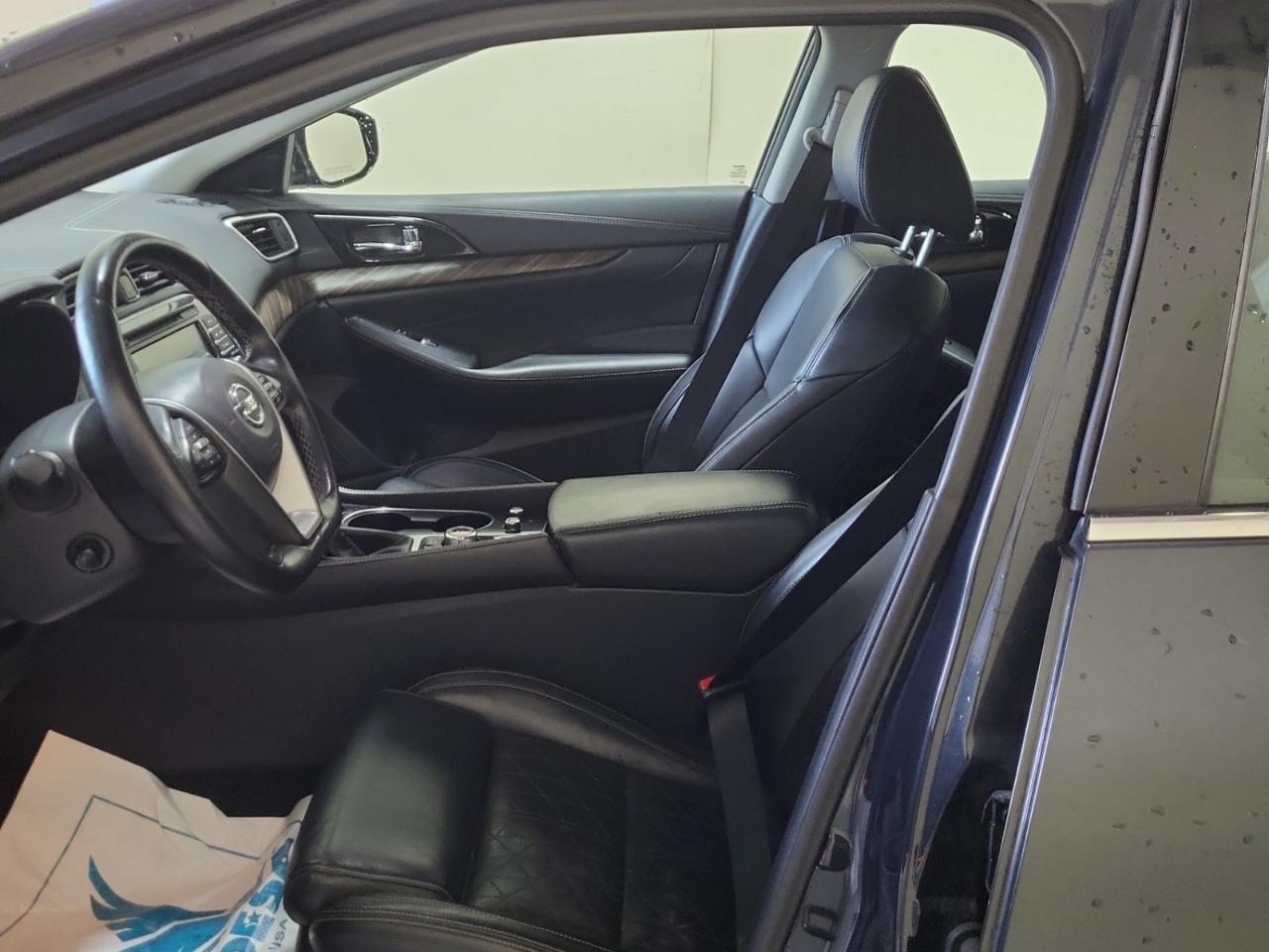 Nissan Maxima Platinum 2016