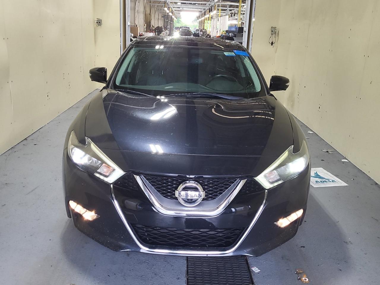 Nissan Maxima Platinum 2016